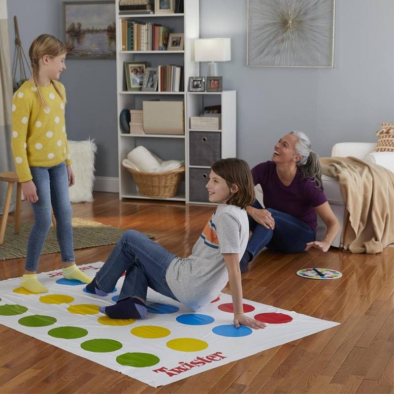 Klasyczna gra planszowa Hasbro – Party Games Indoor For 6 12 Year Olds recenzja i cena